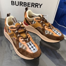 Burberry Low Shoes